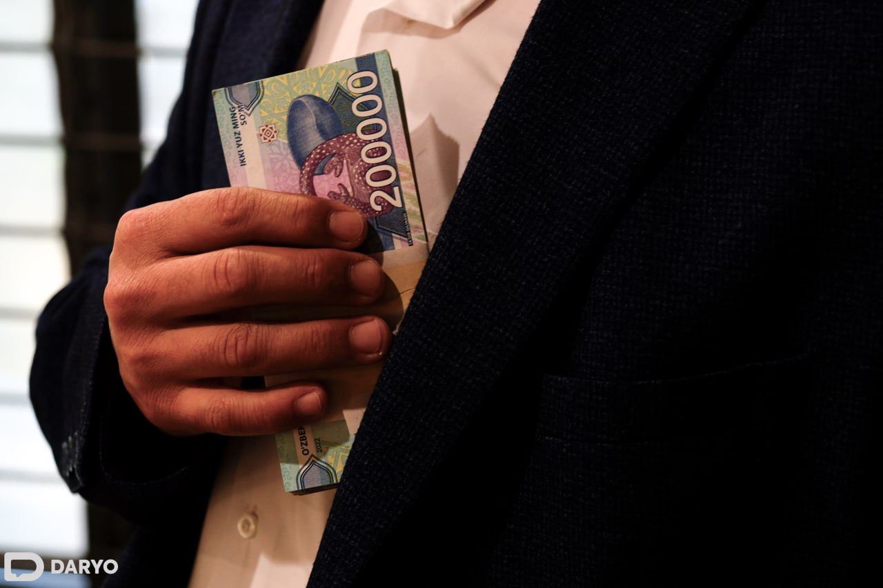 Qozogiston jinsiy filmlar